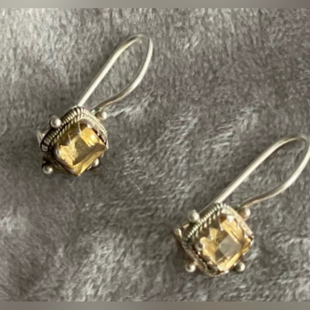 925 Elegant Silver and Yellow  Gemstone Earrings